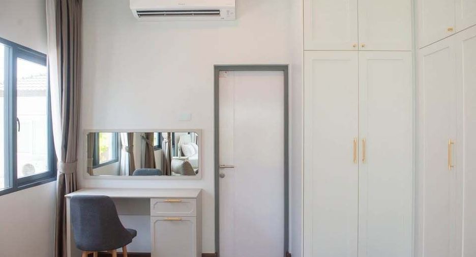 For rent 4 bedrooms house in Bang Phli, Samut Prakan