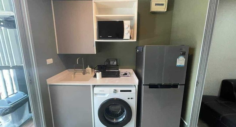 For sale 1 bed condo in Khlong Toei, Bangkok