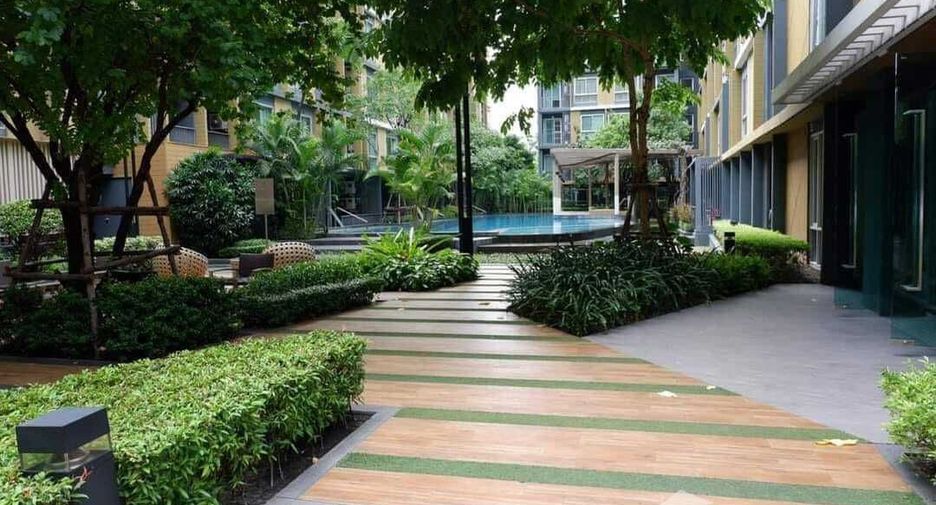 For sale 1 bed condo in Khlong Toei, Bangkok