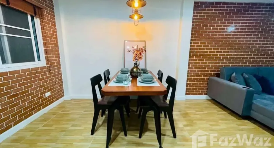 出售 2 卧室 联排别墅 在 Bang Lamung, Chon Buri