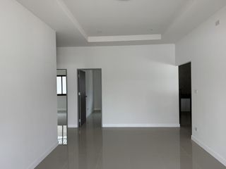 For sale 3 bedrooms house in San Kamphaeng, Chiang Mai