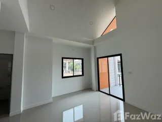 For sale 3 bedrooms house in San Kamphaeng, Chiang Mai