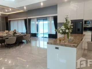 Villa zum Kauf und zur Miete mit 4 Zimmer in Bang Lamung, Chonburi
