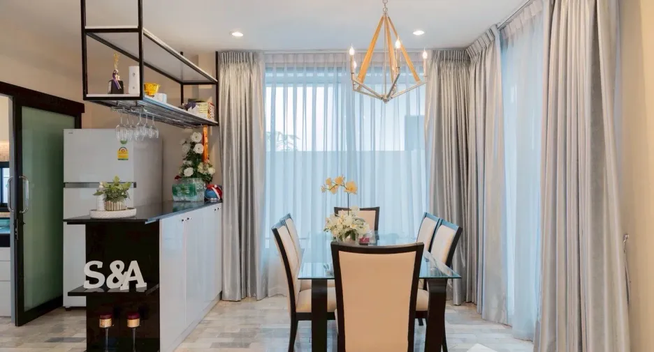For rent 3 bedrooms house in Mueang Chiang Mai, Chiang Mai