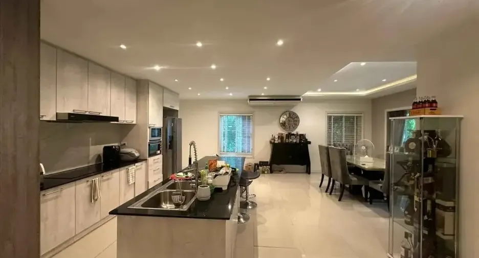 For sale and for rent 6 bedrooms house in Mae Rim, Chiang Mai