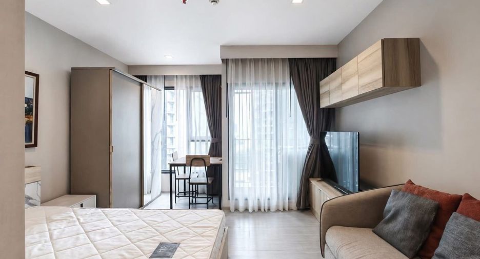 Wohnung zur Miete mit Studio in Huai Khwang, Bangkok