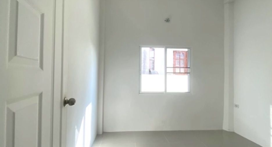 For sale 2 bedrooms house in San Kamphaeng, Chiang Mai
