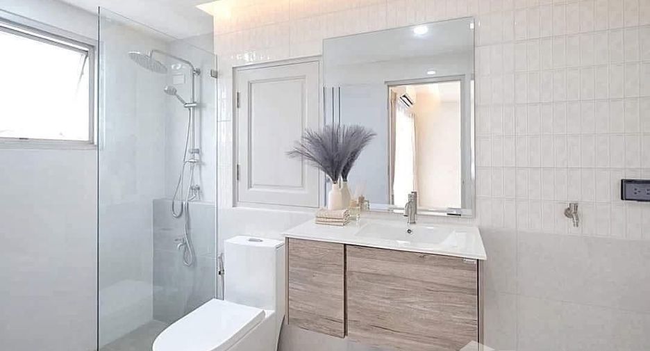 For rent 2 bedrooms condo in Prawet, Bangkok