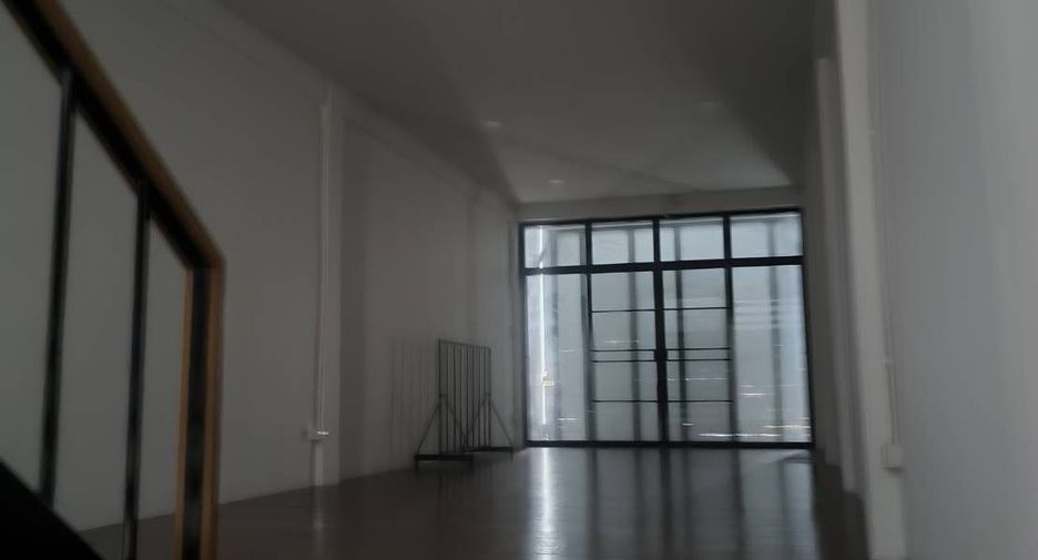 For rent retail Space in Mueang Chiang Mai, Chiang Mai