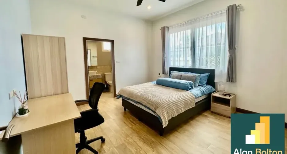 For rent and for sale 6 bedrooms house in East Pattaya, Pattaya