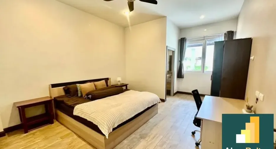 For rent and for sale 6 bedrooms house in East Pattaya, Pattaya