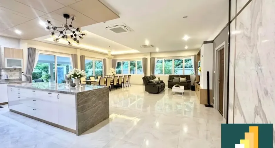 For rent and for sale 6 bedrooms house in East Pattaya, Pattaya