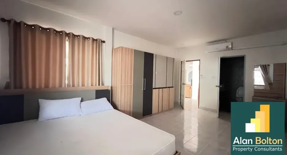 For rent 5 bedrooms house in Bang Lamung, Chonburi