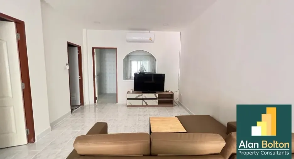 For rent 5 bedrooms house in Bang Lamung, Chonburi