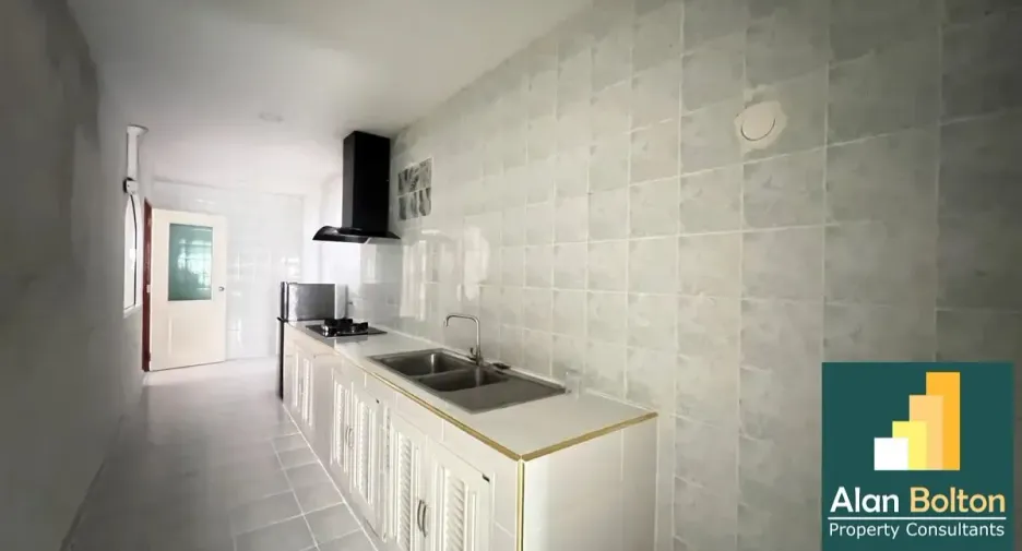 For rent 5 bedrooms house in Bang Lamung, Chonburi