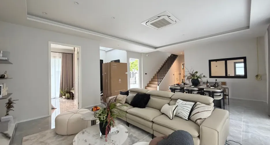 For rent 4 bedrooms house in Bang Lamung, Chonburi