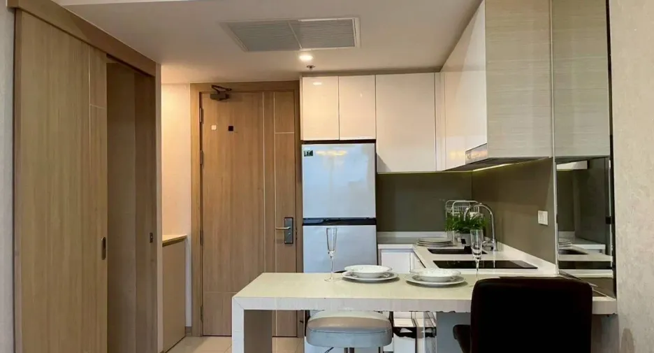 Продажа и аренда 1 кровать кондо в Йомтиен, Паттайя