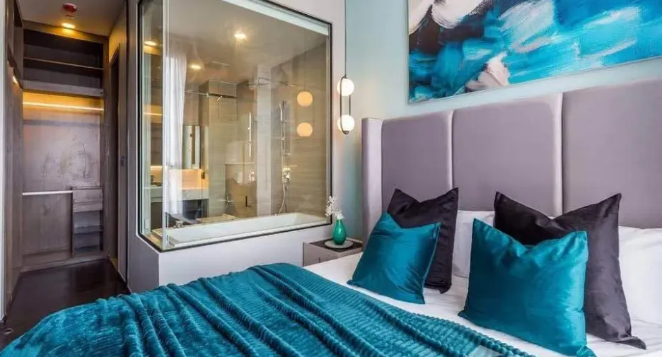 For rent 3 bedrooms condo in Watthana, Bangkok