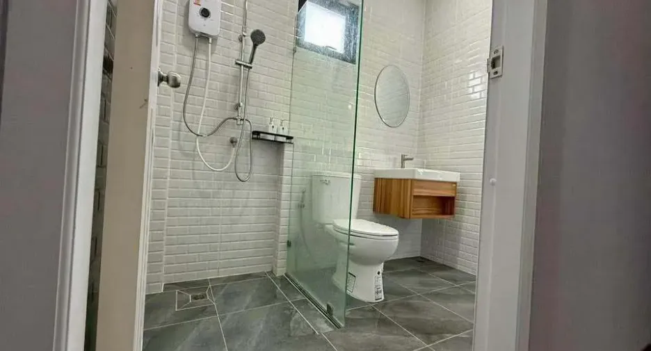 For rent 3 bedrooms villa in Hua Hin, Prachuap Khiri Khan