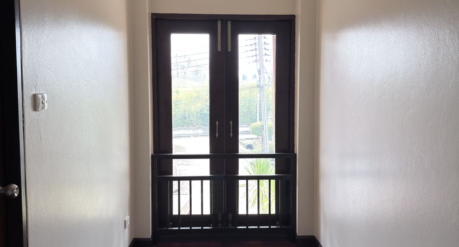 For sale and for rent 4 bedrooms house in Hang Dong, Chiang Mai