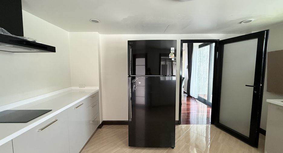 For sale and for rent 4 bedrooms house in Hang Dong, Chiang Mai