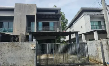 出售 2 卧室 联排别墅 在 Mueang Chiang Mai, Chiang Mai