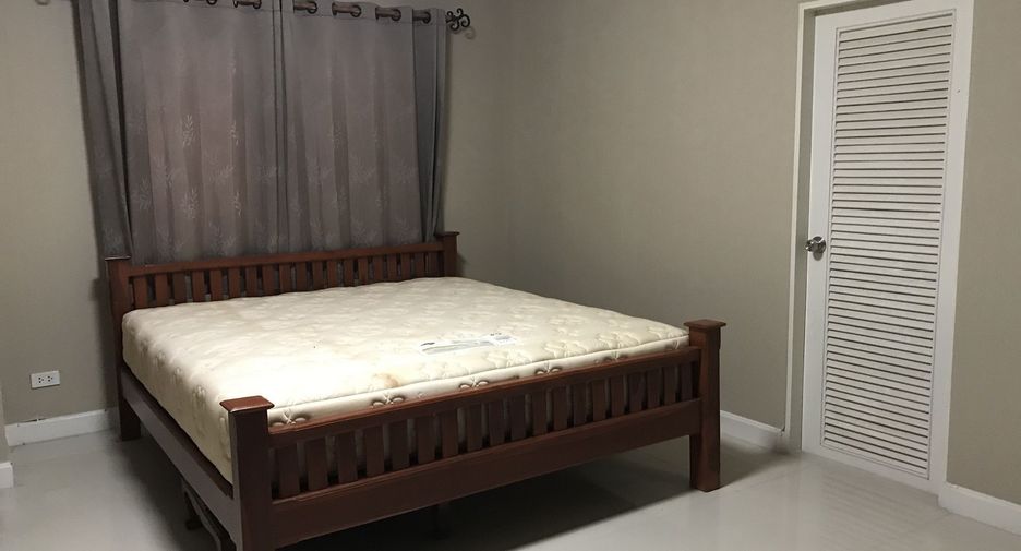 For sale 4 ベッドルーム house in Saraphi, Chiang Mai