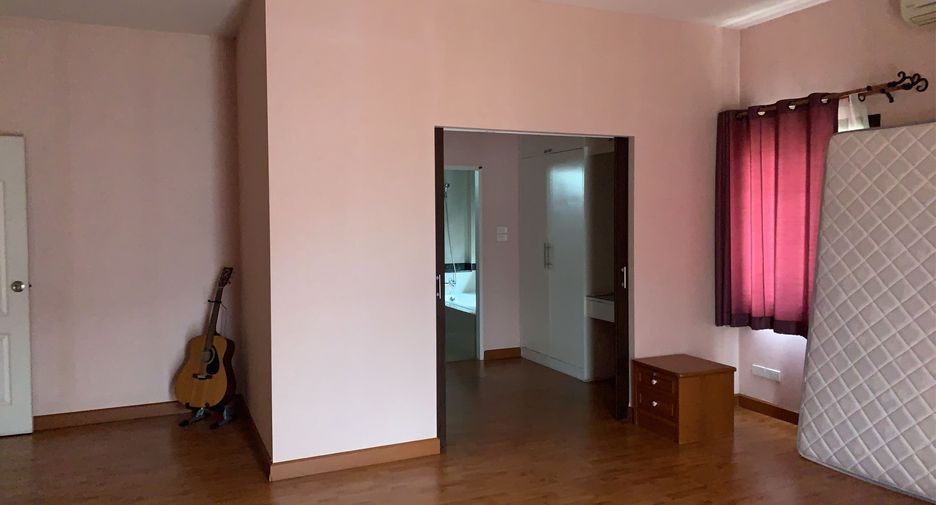 For sale 4 ベッドルーム house in Saraphi, Chiang Mai