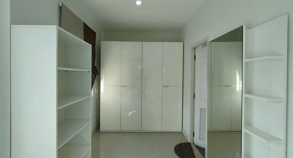 À louer 3 chambres maison à Mueang Chiang Mai, Chiang Mai