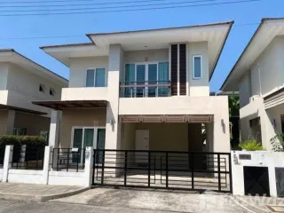 For Rent 3 Bedroom House In Mueang Chiang Mai