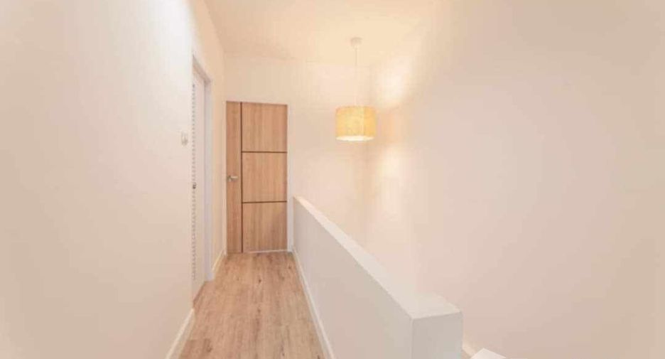For rent 2 bedrooms townhouse in Mueang Chiang Mai, Chiang Mai