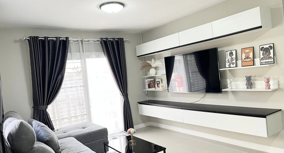 For rent 3 ベッドルーム house in San Kamphaeng, Chiang Mai