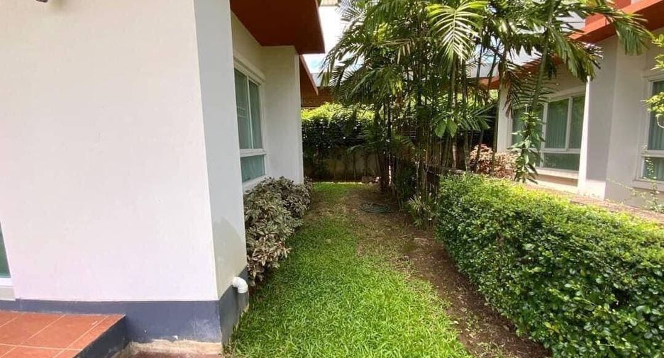Casa en alquiler de 4 habitaciones en Saraphi, Chiang Mai