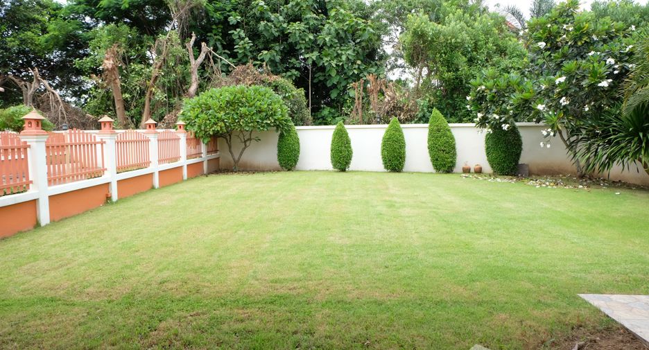 For rent 3 bedrooms house in Doi Saket, Chiang Mai