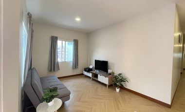 For rent 2 bedrooms townhouse in Mueang Chiang Mai, Chiang Mai