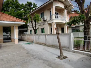Haus zur Miete mit 3 Zimmer in Saraphi, Chiang Mai