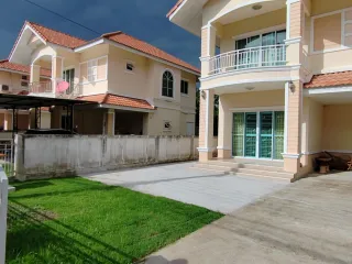 Haus zur Miete mit 3 Zimmer in Saraphi, Chiang Mai