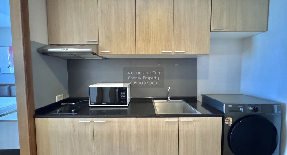 For rent 1 bed condo in Khlong Toei, Bangkok