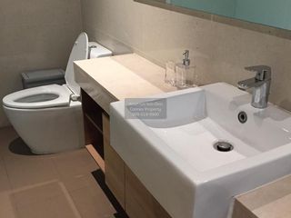 For rent 2 bedrooms condo in Yan Nawa, Bangkok