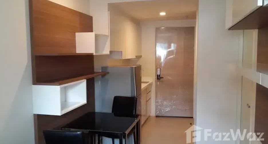 For rent 1 bed condo in Sathon, Bangkok