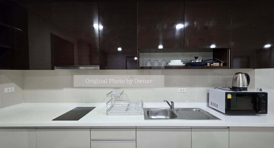 Wohnung zur Miete mit 2 Zimmer in Pathum Wan, Bangkok