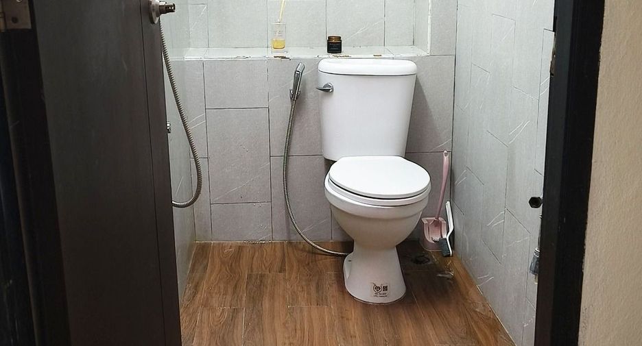 For rent studio house in Khlong Toei, Bangkok