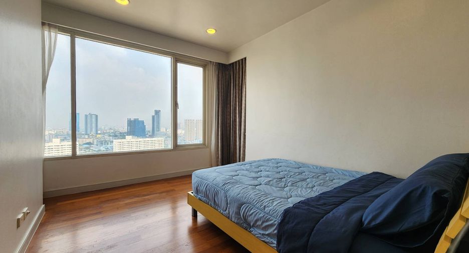 ให้เช่า 3 ห้องนอน คอนโด ใน วัฒนา, กรุงเทพฯ