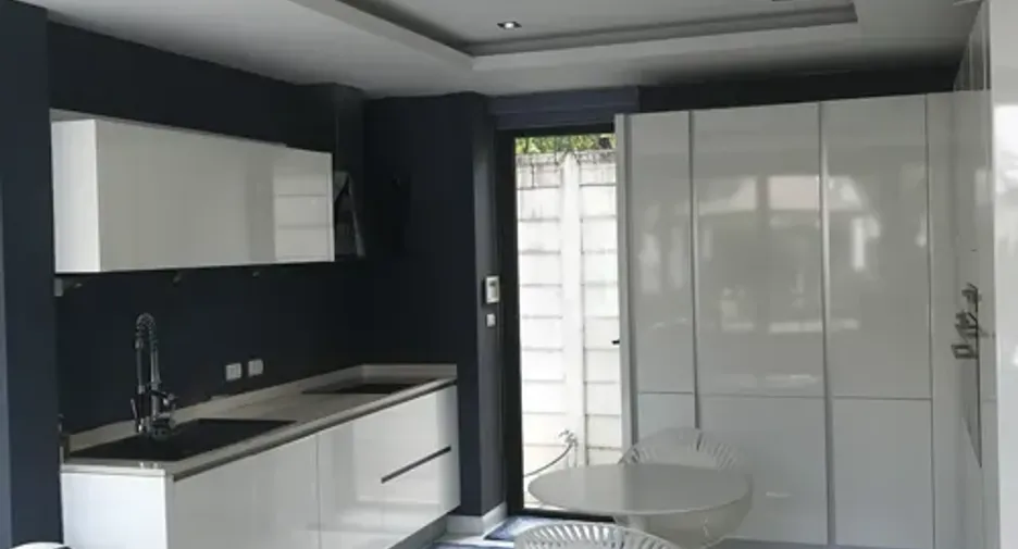 Casa en venta de 4 habitaciones en Prawet, Bangkok