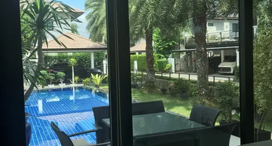 Casa en venta de 4 habitaciones en Prawet, Bangkok