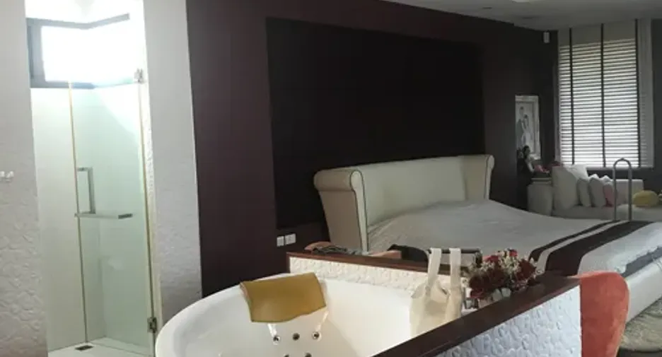 Casa en venta de 4 habitaciones en Prawet, Bangkok