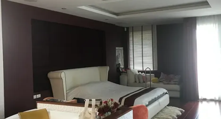 Casa en venta de 4 habitaciones en Prawet, Bangkok