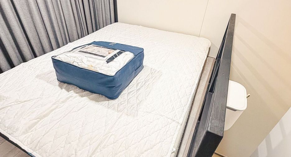 For rent 1 bed condo in Phra Khanong, Bangkok