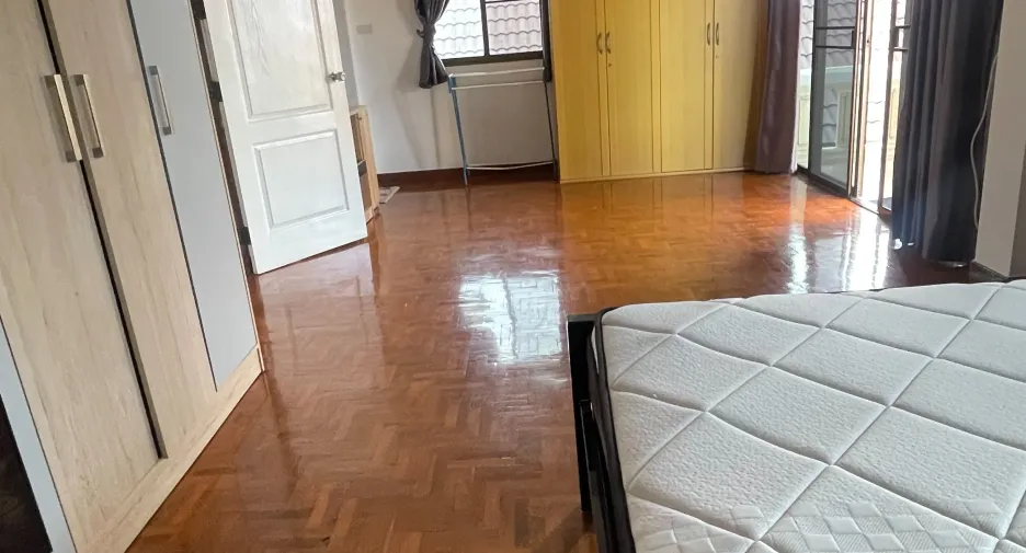 For rent 3 bedrooms house in San Sai, Chiang Mai