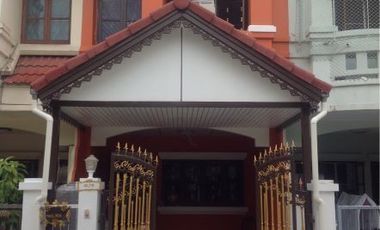 Casa adosada en venta de 2 habitaciones en Mueang Nonthaburi, Nonthaburi